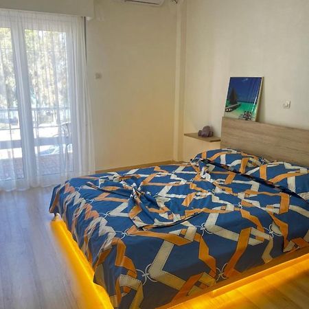 Seaview Room With Share Some Place เอเธนส์ ภายนอก รูปภาพ